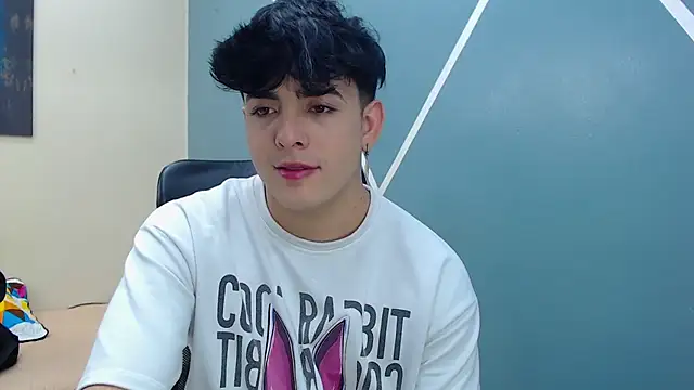 Snapshot of nolan_twink1 chatting on March 8, 5:43 pm nolan twink1 online show from March 8, 5:43 pm