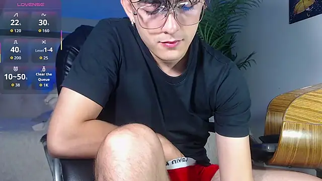 Snapshot of nolan_twink1 chatting on September 21, 6:09 pm nolan twink1 online show from September 21, 6:09 pm