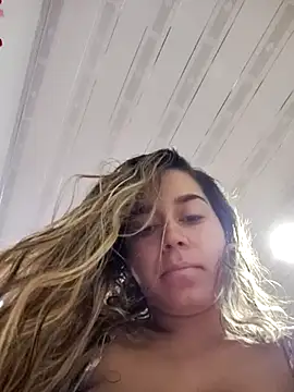 LaurenWelly  online show from March 10, 11:21 am