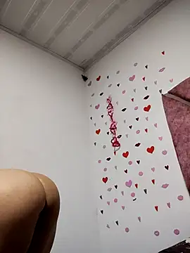 LaurenWelly  online show from March 14, 4:54 am