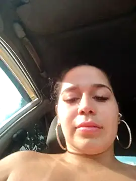 LaurenWelly  online show from October 18, 9:04 pm