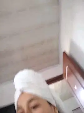 LaurenWelly  online show from March 4, 9:10 pm