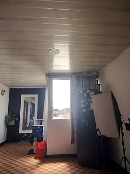 LaurenWelly  online show from April 20, 3:26 pm