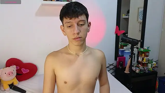 milky  boy  online show from March 27, 10:31 pm