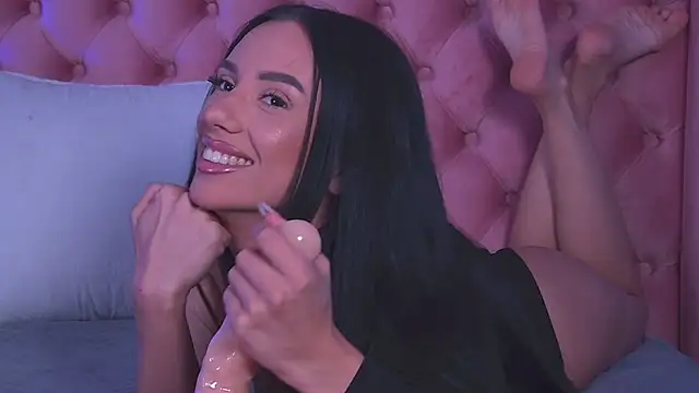 HaylieMilf online show from October 25, 4:13 pm