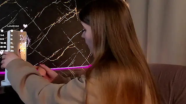 EdithHaskell online show from February 24, 1:31 pm