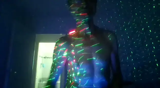 Snapshot of brunoguunot chatting on December 20, 8:17 am brunoguunot online show from December 20, 8:17 am