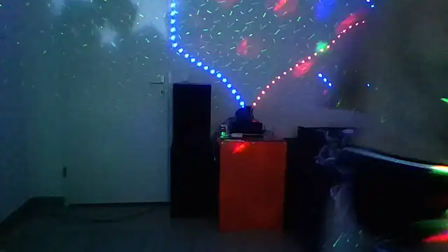 Snapshot of brunoguunot chatting on March 21, 7:13 pm brunoguunot online show from March 21, 7:13 pm