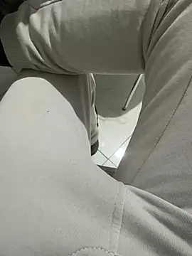 Snapshot of homidor chatting on January 11, 11:02 pm homidor online show from January 11, 11:02 pm