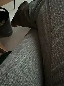 Snapshot of homidor chatting on February 4, 2:21 pm homidor online show from February 4, 2:21 pm