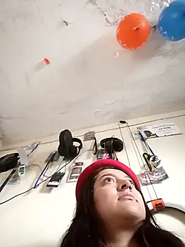 CORALINE GREYM online show from September 27, 6:57 pm