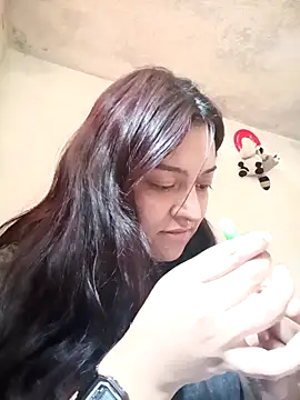 CORALINE GREYM online show from December 20, 3:08 pm