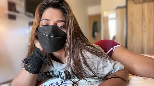 Hotty-Sana online show from March 1, 11:01 am