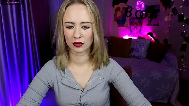 SashaBrooks online show from November 11, 2:06 pm