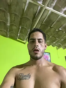 Snapshot of Dalton_oficial chatting on May 7, 11:10 pm Dalton oficial online show from May 7, 11:10 pm