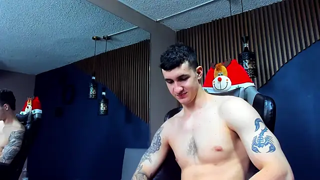 Snapshot of JacksonOlsenn chatting on January 6, 3:19 pm JacksonOlsenn online show from January 6, 3:19 pm