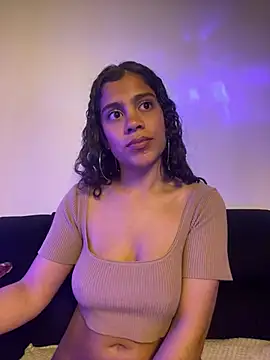 NINA 18 YEARS online show from December 7, 2:31 am