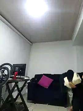 NINA 18 YEARS online show from December 21, 2:47 pm