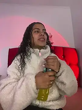 NINA 18 YEARS online show from February 8, 3:10 pm