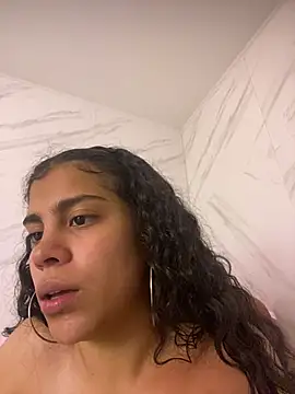 NINA 18 YEARS online show from February 18, 12:48 am