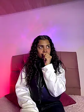 NINA 18 YEARS online show from November 7, 6:52 pm