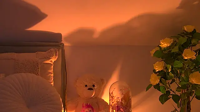 AngeliqueSkye online show from October 24, 3:14 am