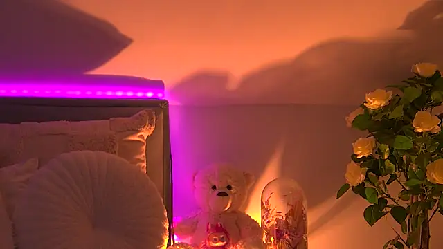 AngeliqueSkye online show from October 30, 4:14 am