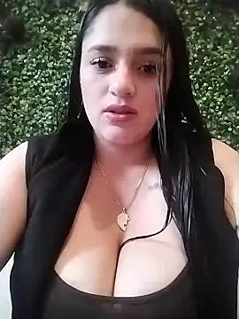 hanna-a online show from December 23, 2:17 pm