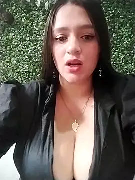 hanna-a online show from February 14, 3:15 pm