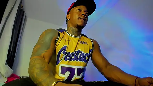 ronnie 7777 online show from October 24, 4:31 am