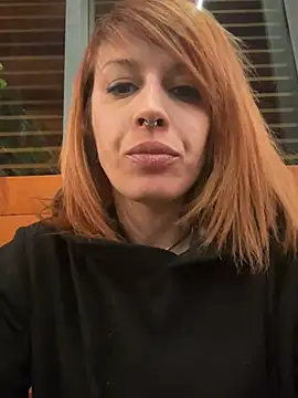 Snapshot of LL_deep chatting on December 26, 8:21 pm LL deep online show from December 26, 8:21 pm