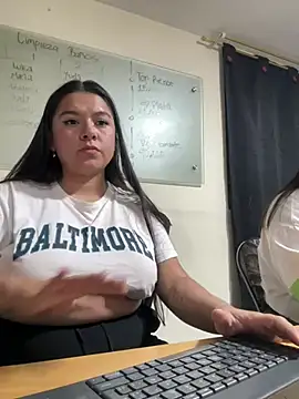 Snapshot of Catherine_summer1 chatting on January 8, 5:16 am Catherine summer1 online show from January 8, 5:16 am