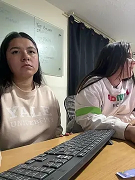 Snapshot of Catherine_summer1 chatting on February 11, 3:40 am Catherine summer1 online show from February 11, 3:40 am