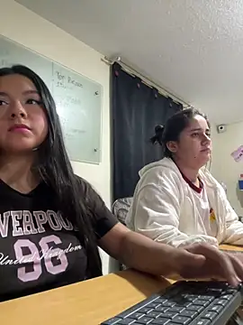 Snapshot of Catherine_summer1 chatting on February 14, 11:09 pm Catherine summer1 online show from February 14, 11:09 pm