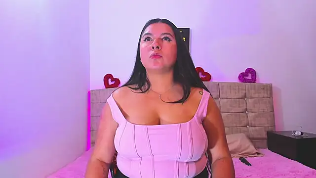 Snapshot of Catherine_summer1 chatting on September 26, 2:15 am Catherine summer1 online show from September 26, 2:15 am