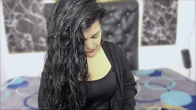 scarlett w0lf online show from November 21, 2:05 pm