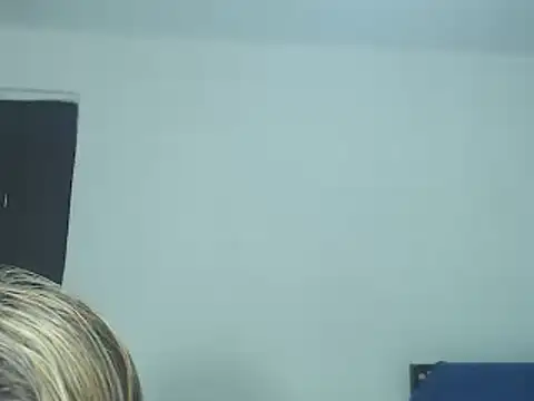 Snapshot of SusanLeroy chatting on March 1, 8:13 am SusanLeroy online show from March 1, 8:13 am