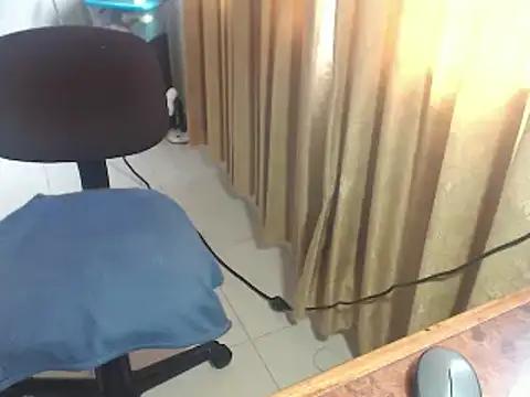 Snapshot of SusanLeroy chatting on March 20, 1:15 pm SusanLeroy online show from March 20, 1:15 pm