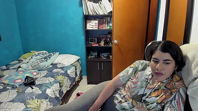 peanut tangerine online show from October 8, 11:02 pm