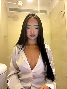 SOPHIACANDY19  online show from September 23, 11:41 pm