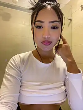 SOPHIACANDY19  online show from February 22, 9:57 pm