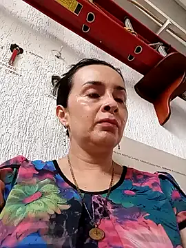 Samantha Sullivan  online show from December 2, 12:29 pm