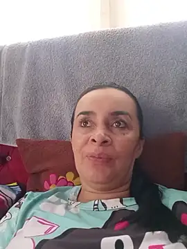 Samantha Sullivan  online show from April 16, 12:17 pm