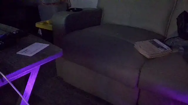 Snapshot of overaveragefreak4you chatting on January 11, 7:46 am overaveragefreak4you online show from January 11, 7:46 am