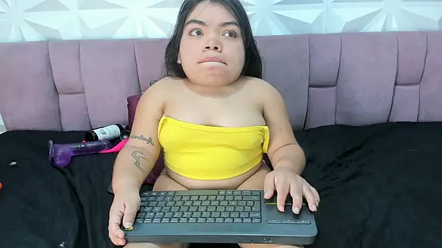 Snapshot of Michelle_Brooks chatting on January 15, 4:43 pm Michelle Brooks online show from January 15, 4:43 pm