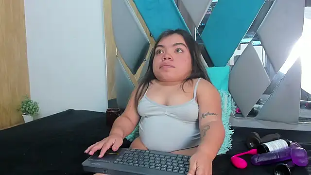 Snapshot of Michelle_Brooks chatting on January 16, 7:31 pm Michelle Brooks online show from January 16, 7:31 pm