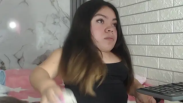 Snapshot of Michelle_Brooks chatting on March 8, 2:40 pm Michelle Brooks online show from March 8, 2:40 pm