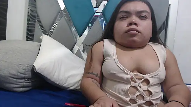 Michelle Brooks online show from November 15, 9:54 pm