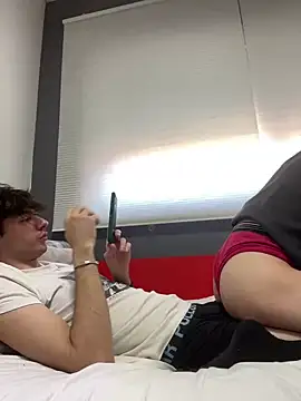 Snapshot of Adriiann__21 chatting on December 28, 2:53 pm Adriiann 21 online show from December 28, 2:53 pm