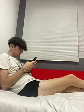 Snapshot of Adriiann__21 chatting on December 28, 10:13 pm Adriiann 21 online show from December 28, 10:13 pm